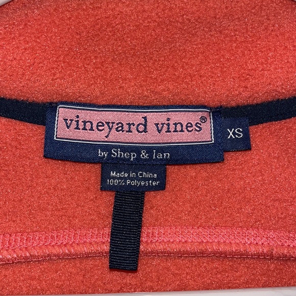 Vineyard Vines 🐳 Size XS! - Picture 4 of 9
